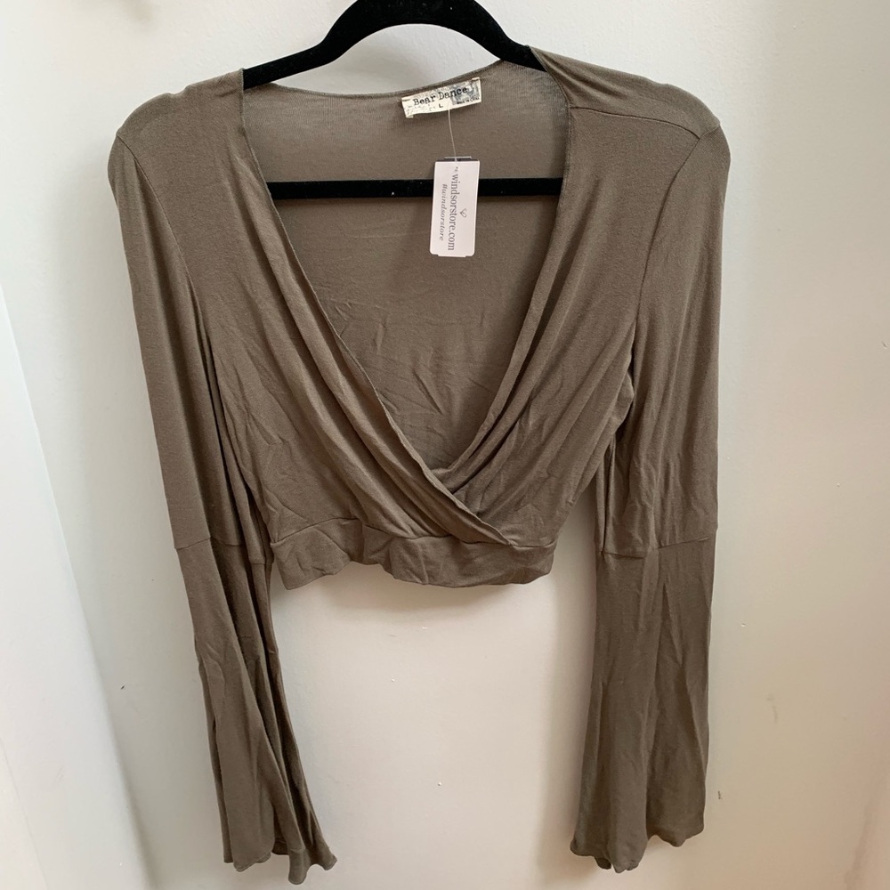 Bell sleeve- crop top! NWT